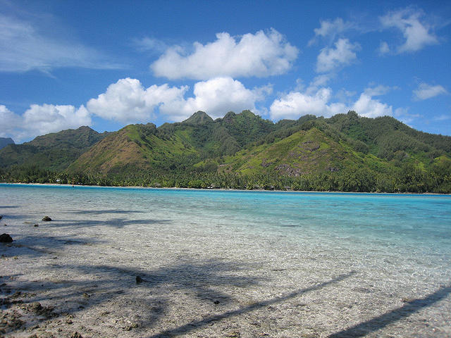 looking back at Moorea from the Motu