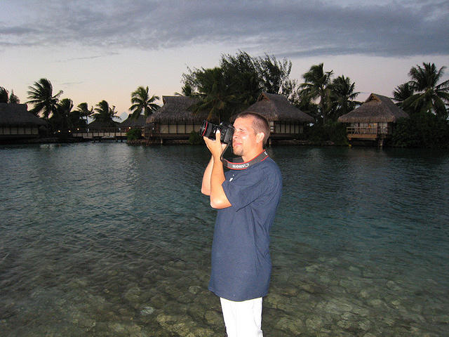 jason taking sunset pictures