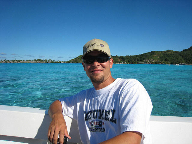boatride around the island of Bora Bora